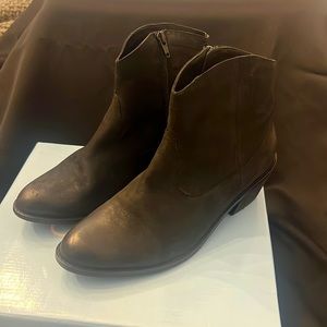 Seychelles western suede booties size 8.5